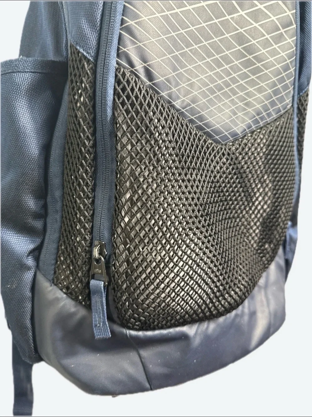 Nike Navy and Black Mesh Front Backpack